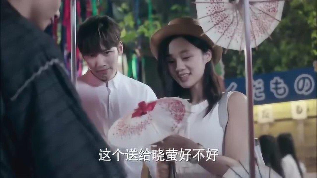 逃离残破的船只