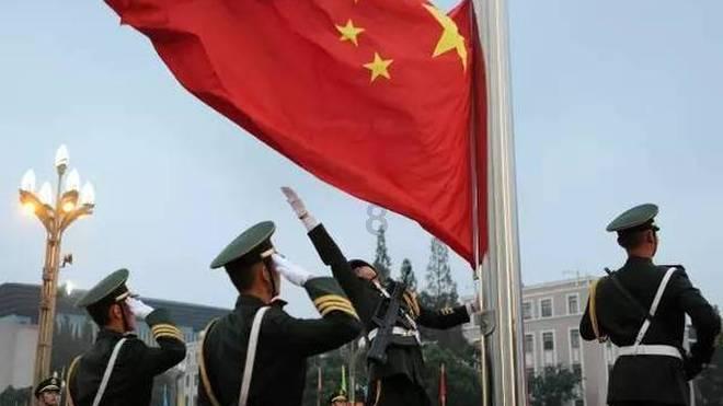 为什么要远离生活中的垃圾人？游戏画面